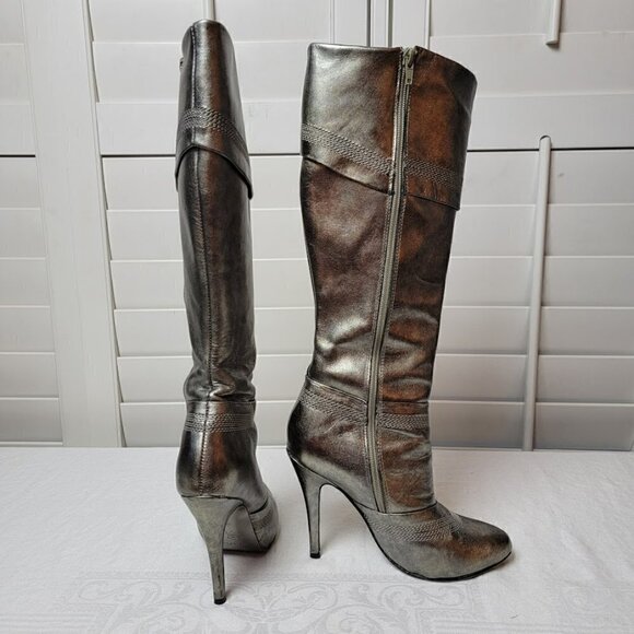 Aldo Silver Boots - Sexy High Heels - Size 7.5 (Euro 38) - Picture 5 of 9